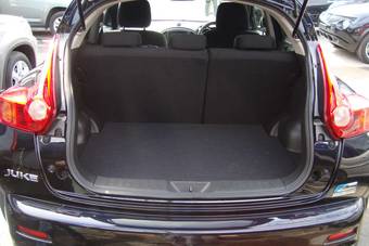 2010 Nissan Juke Images