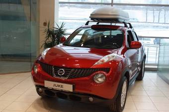 2011 Nissan Juke Photos