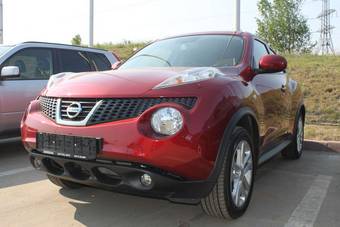 2011 Nissan Juke Photos