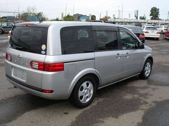 2004 Nissan Lafesta Pictures