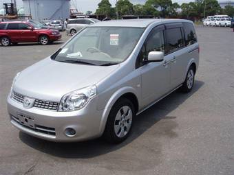 2004 Nissan Lafesta Pictures