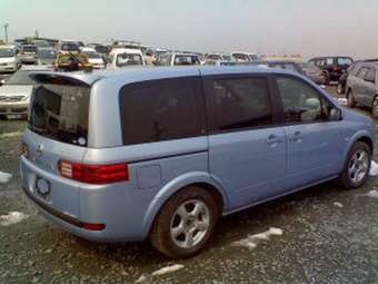 2005 Nissan Lafesta Pictures