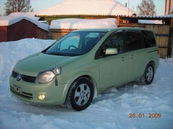 2005 Nissan Lafesta Pictures