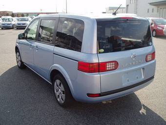 2005 Nissan Lafesta Pictures