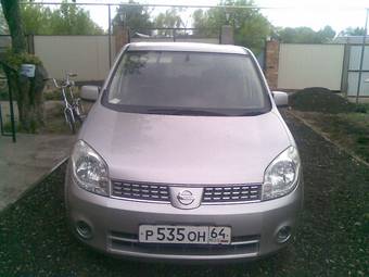 2005 Nissan Lafesta Pictures
