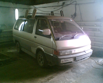 1989 Nissan Largo