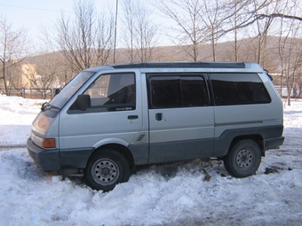 1991 Nissan Largo