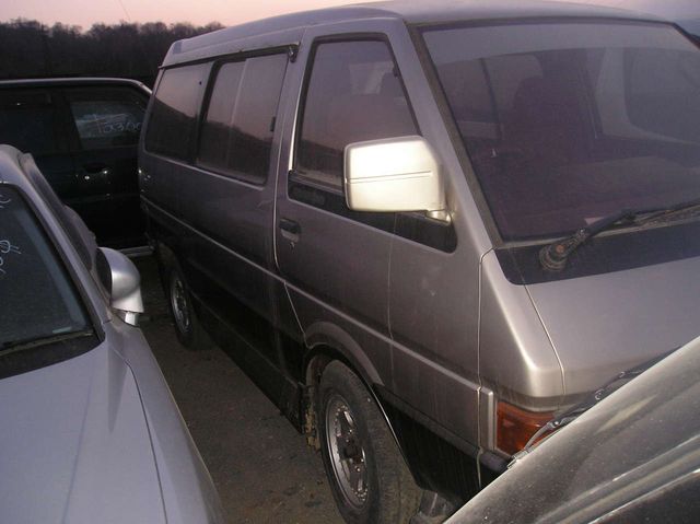1991 Nissan Largo
