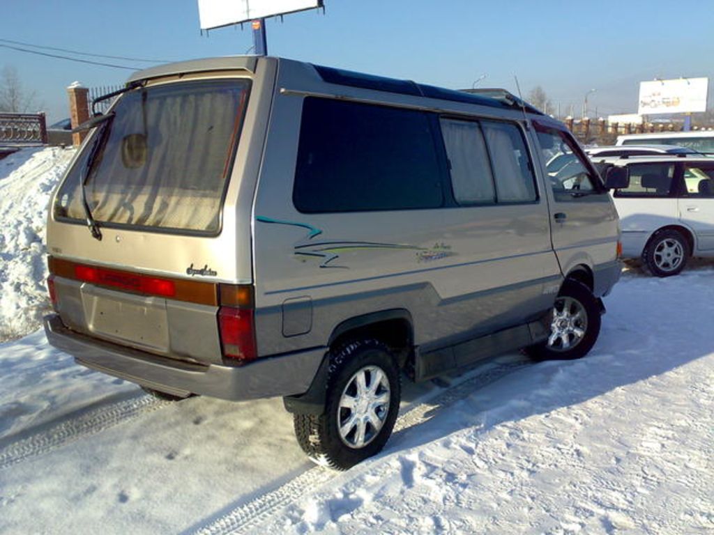 1992 Nissan Largo