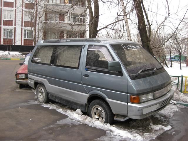 1992 Nissan Largo