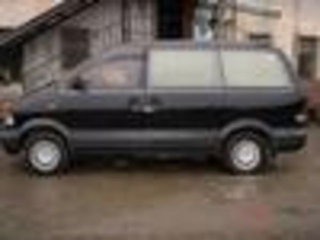 1993 Nissan Largo
