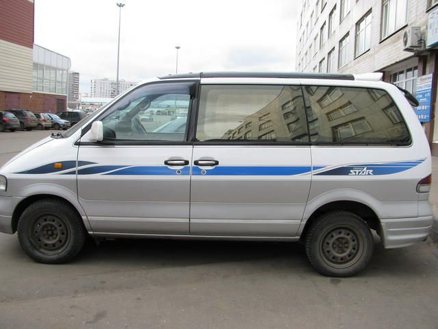 1996 Nissan Largo