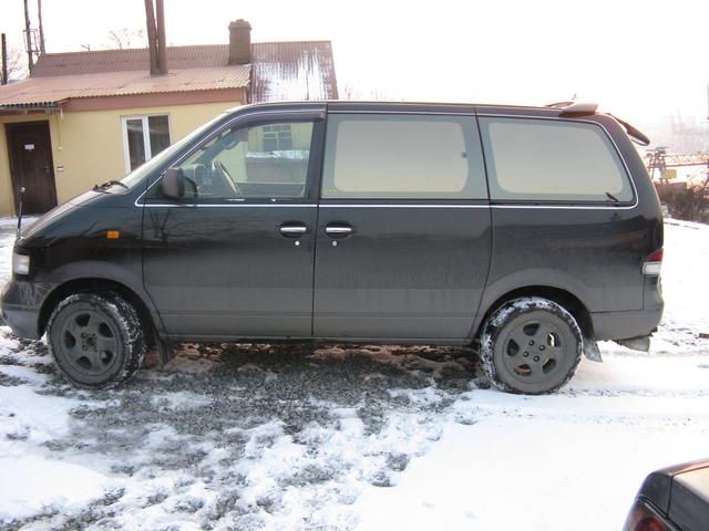 1996 Nissan Largo