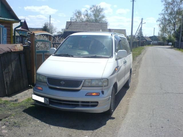 1997 Nissan Largo