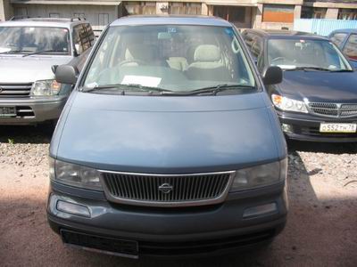 1997 Nissan Largo Photos