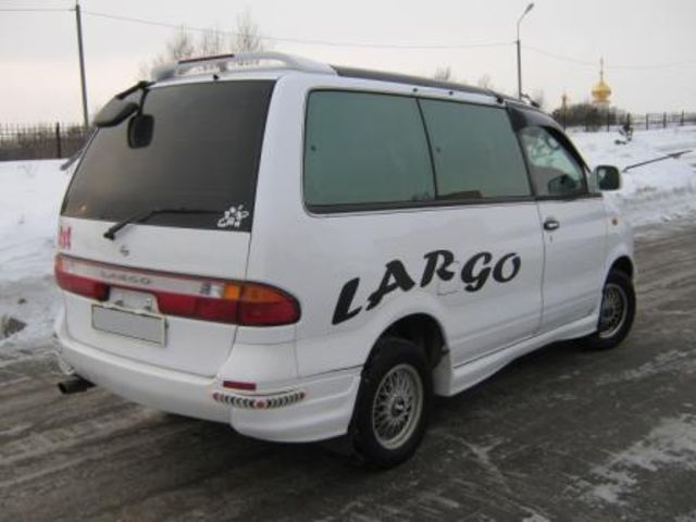 1998 Nissan Largo