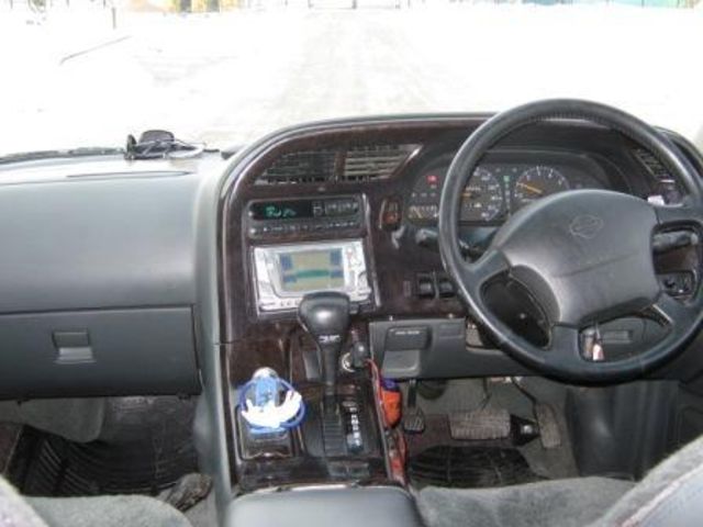 1998 Nissan Largo