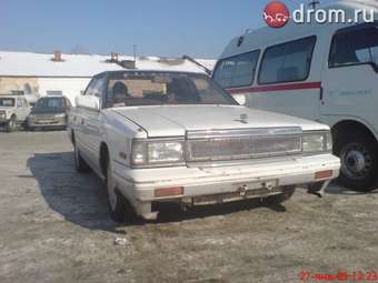 1986 Nissan Laurel Pictures