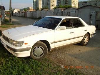 1989 Nissan Laurel