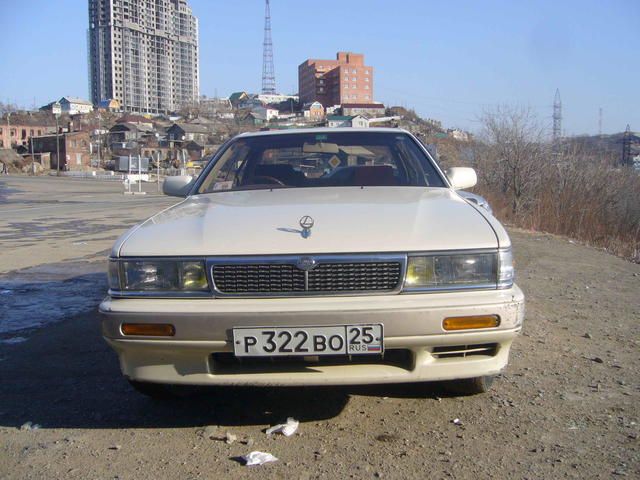 1990 Nissan Laurel