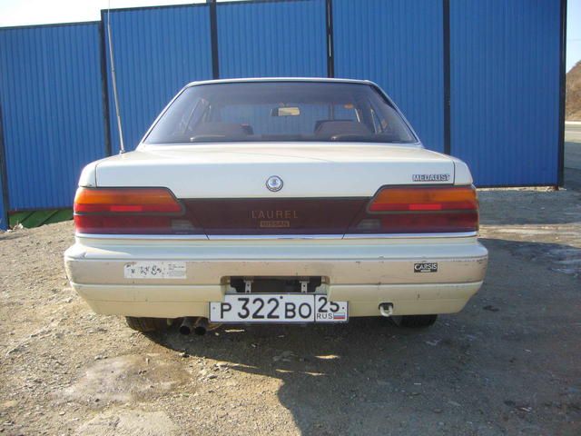 1990 Nissan Laurel