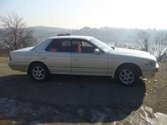 1990 Nissan Laurel Photos