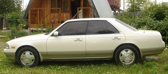 1993 Nissan Laurel