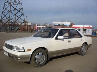 Nissan Laurel