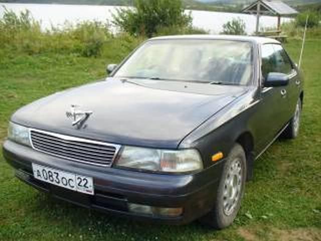 1993 Nissan Laurel