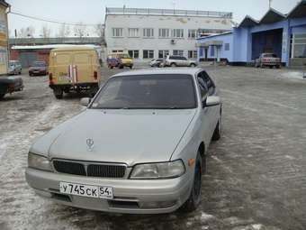 Nissan Laurel