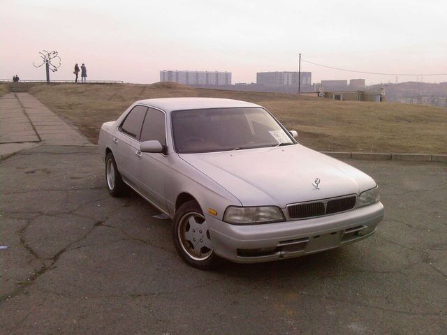 1995 Nissan Laurel