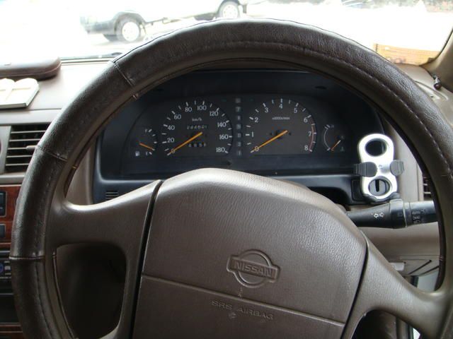 1995 Nissan Laurel