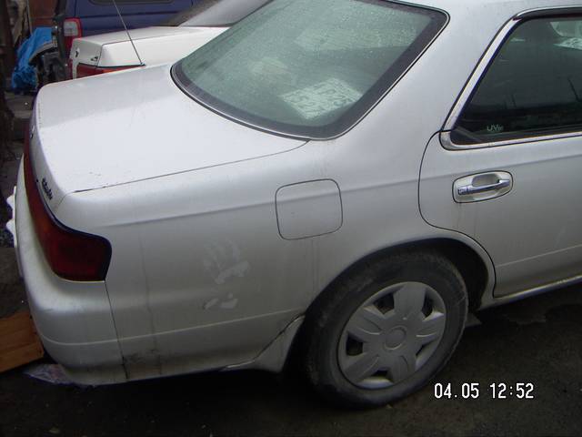 1996 Nissan Laurel