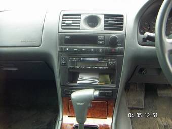 Nissan Laurel