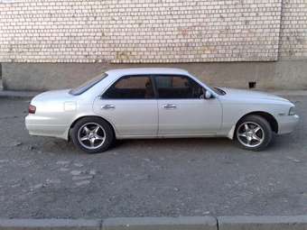 Nissan Laurel