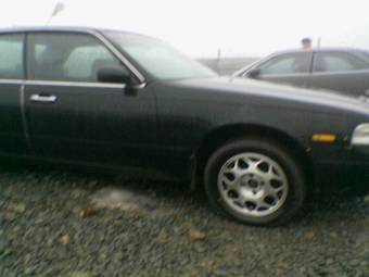 1996 Nissan Laurel Pictures