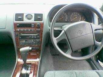 1996 Nissan Laurel Photos