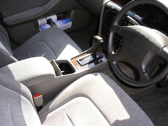Nissan Laurel