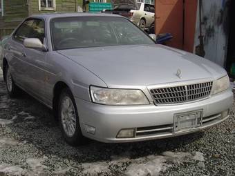 Nissan Laurel