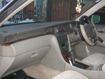 Nissan Laurel
