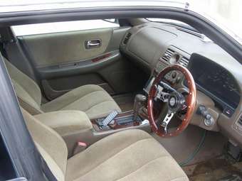 Nissan Laurel
