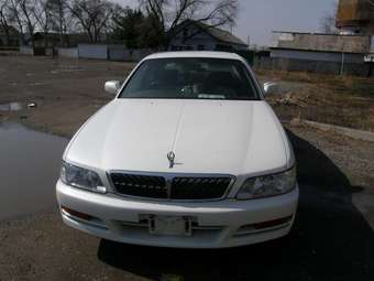 Nissan Laurel