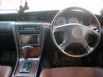 Nissan Laurel