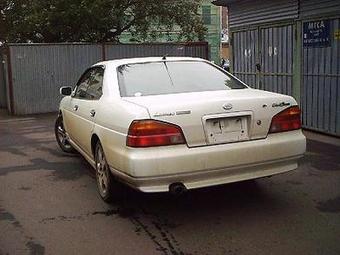 1997 Nissan Laurel Photos