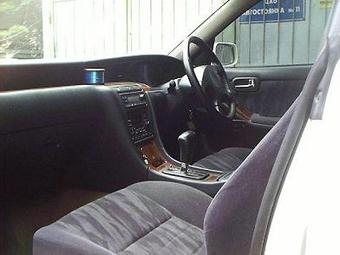1997 Nissan Laurel Photos