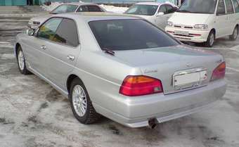 1997 Nissan Laurel Photos