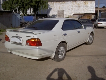 1998 Nissan Laurel