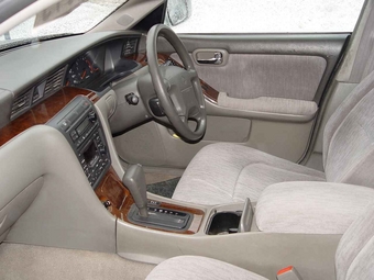 Nissan Laurel