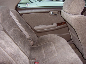 Nissan Laurel