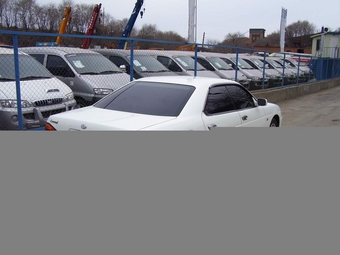 Nissan Laurel